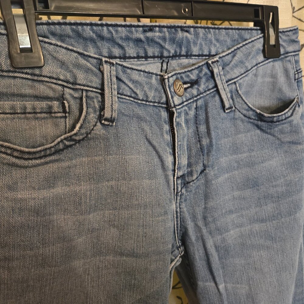 Vintage! William Rast denim flare jeans w snap back pockets - Picture 3 of 8